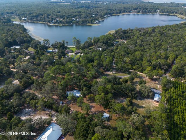 8453 NITTANY Drive, Melrose, FL 32666