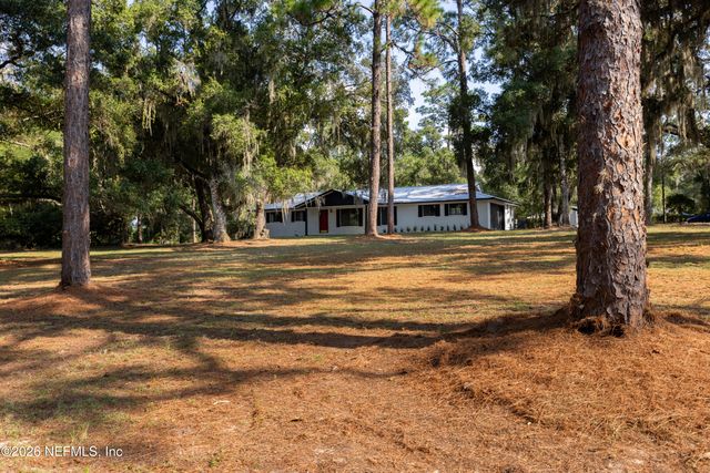 8453 NITTANY Drive, Melrose, FL 32666