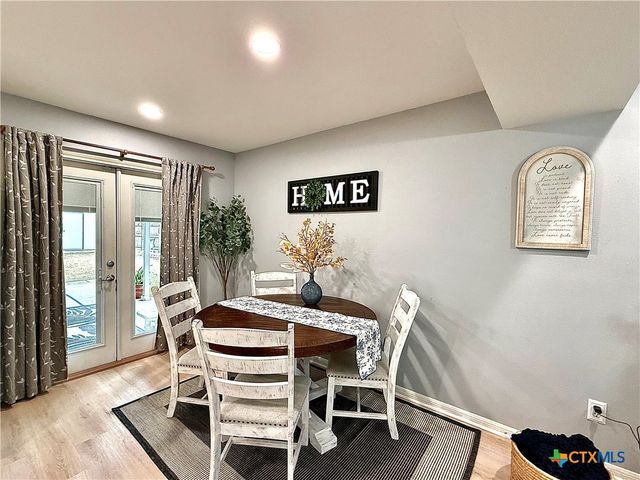 213 Sparrow Lane, Victoria, TX 77905