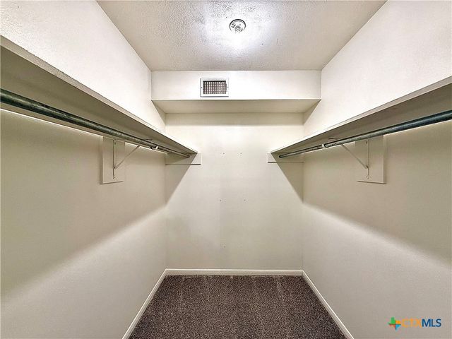 213 Sparrow Lane, Victoria, TX 77905