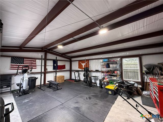 213 Sparrow Lane, Victoria, TX 77905