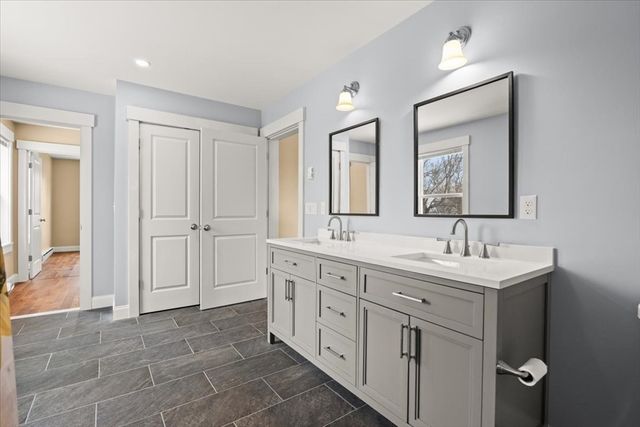 88 Arnold Road, North Attleboro, MA 02760