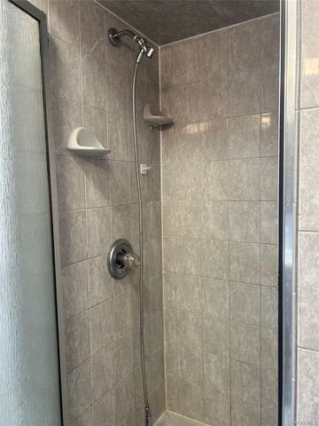 594 East 38th Street, Brooklyn, NY 11203