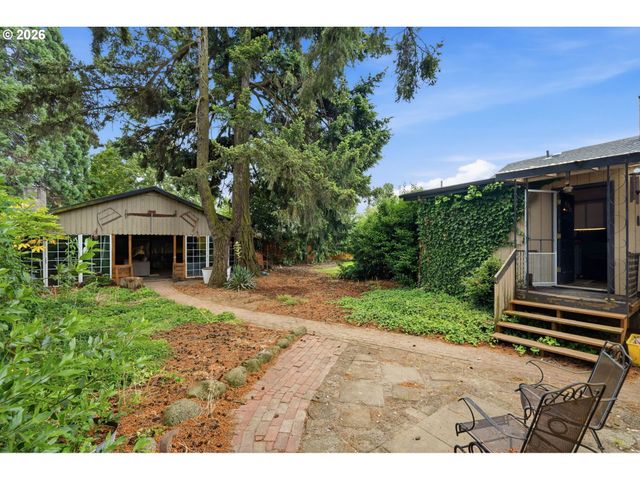 1324 Ne 79TH Ave, Portland, OR 97213