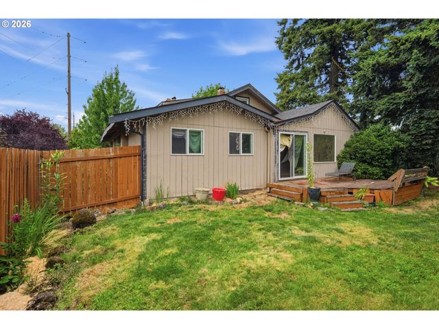 1324 Ne 79TH Ave, Portland, OR 97213