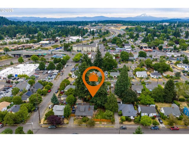 1324 Ne 79TH Ave, Portland, OR 97213