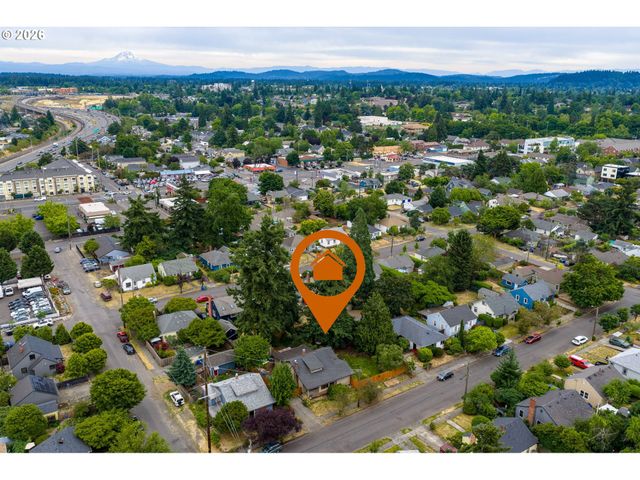 1324 Ne 79TH Ave, Portland, OR 97213