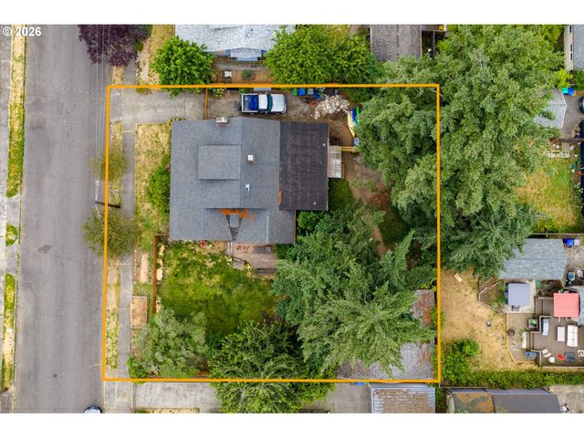 1324 Ne 79TH Ave, Portland, OR 97213