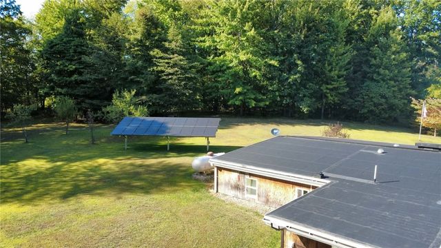 180 Hover, E Lackawannock Twp, PA 16137