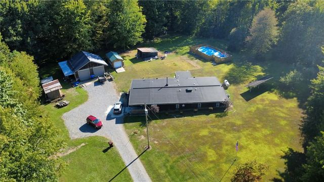 180 Hover, E Lackawannock Twp, PA 16137