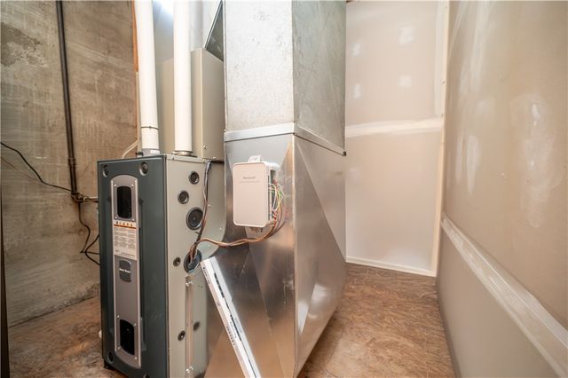 180 Hover, E Lackawannock Twp, PA 16137