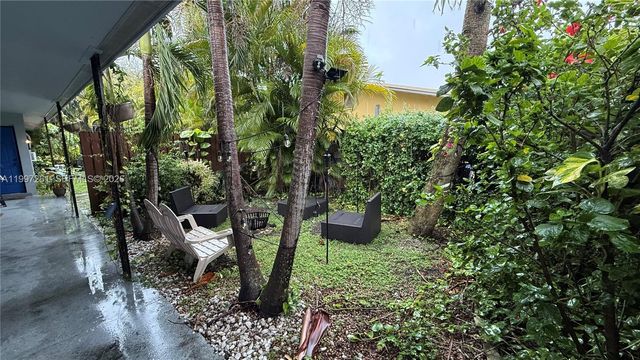 1035 SW 30th St 1, Fort Lauderdale, FL 33315