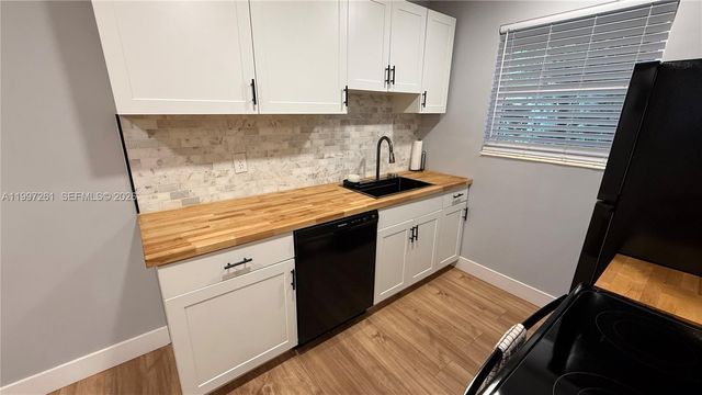 1035 SW 30th St 1, Fort Lauderdale, FL 33315