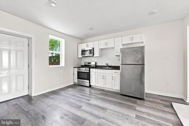 2632 S LLOYD ST, Philadelphia, PA 19153