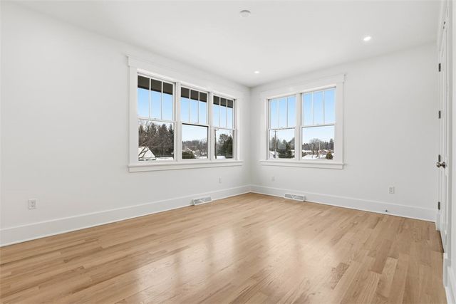 1502 Powers Run Rd, O'hara, PA 15238