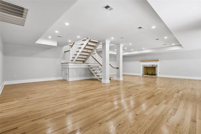 1502 Powers Run Rd, O'hara, PA 15238