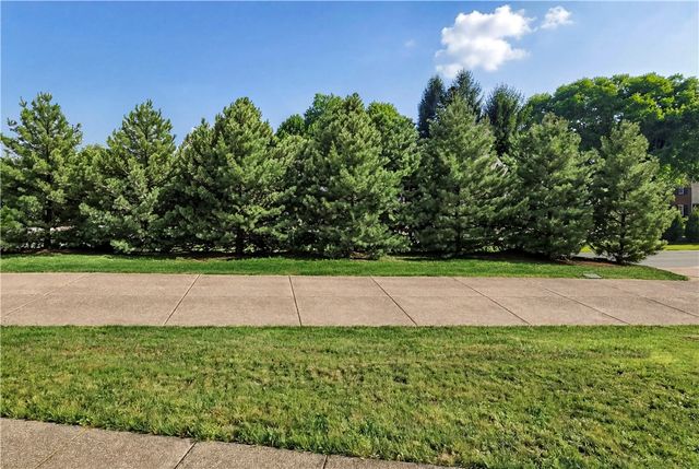 1502 Powers Run Rd, O'hara, PA 15238