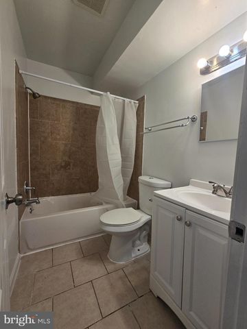 520 56TH ST NE, Washington, DC 20019