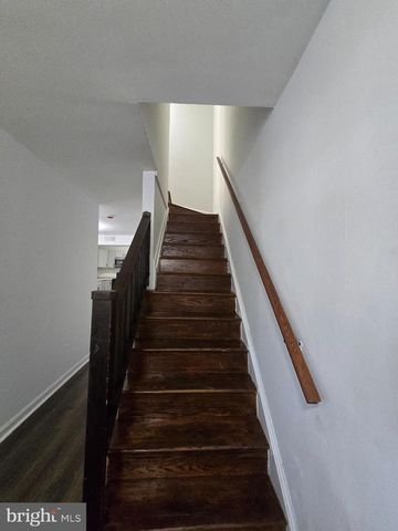 520 56TH ST NE, Washington, DC 20019
