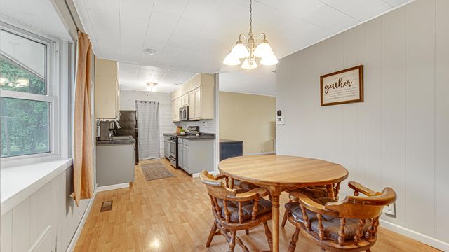 1708 Wood Street, Valparaiso, IN 46383