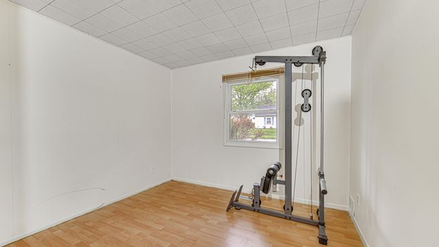 1708 Wood Street, Valparaiso, IN 46383