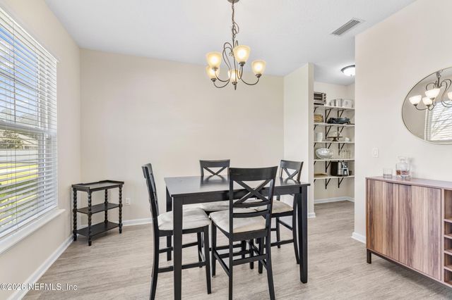 86230 CLOISTER Court, Yulee, FL 32097