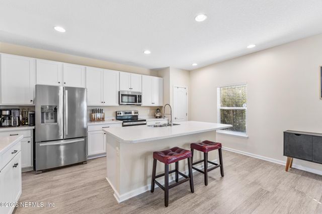 86230 CLOISTER Court, Yulee, FL 32097