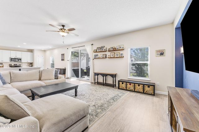 86230 CLOISTER Court, Yulee, FL 32097