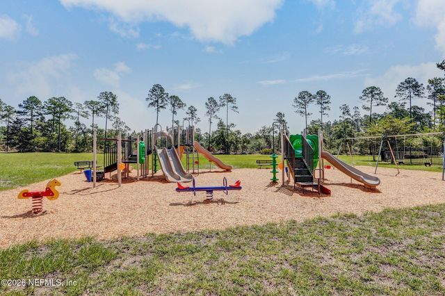 86230 CLOISTER Court, Yulee, FL 32097