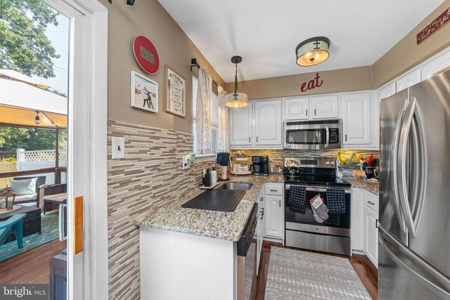 52 WYNMERE DR, Horsham, PA 19044