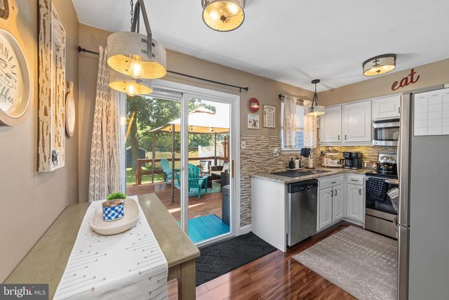 52 WYNMERE DR, Horsham, PA 19044