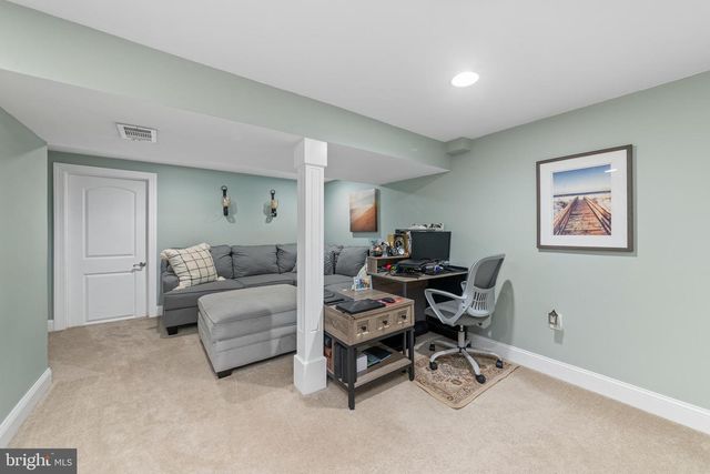 52 WYNMERE DR, Horsham, PA 19044