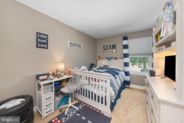 52 WYNMERE DR, Horsham, PA 19044
