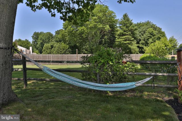 52 WYNMERE DR, Horsham, PA 19044