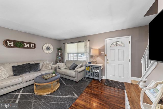 52 WYNMERE DR, Horsham, PA 19044