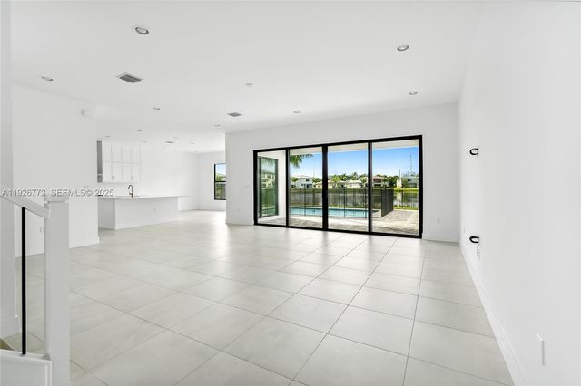 8095 Crystal Downs Ave, Boca Raton, FL 33434