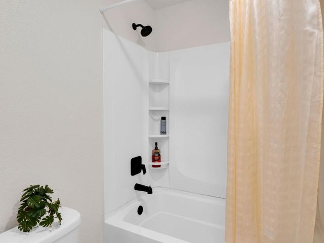 1672 Thistle Lane, Los Banos, CA 93635