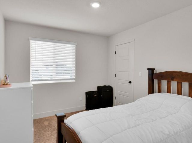 1672 Thistle Lane, Los Banos, CA 93635