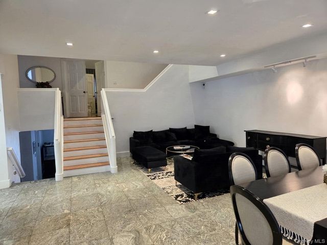 541 Cedarwood Drive, Cedarhurst, NY 11516