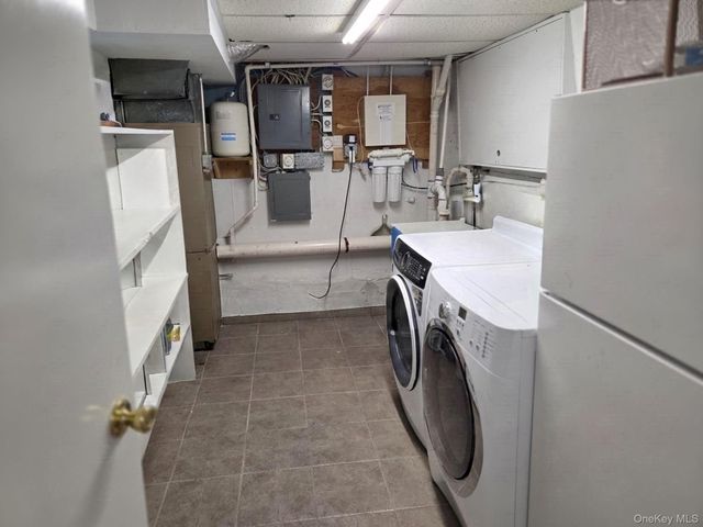 541 Cedarwood Drive, Cedarhurst, NY 11516