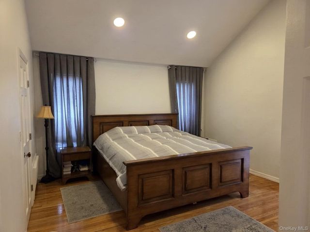 541 Cedarwood Drive, Cedarhurst, NY 11516