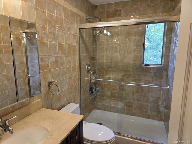 541 Cedarwood Drive, Cedarhurst, NY 11516