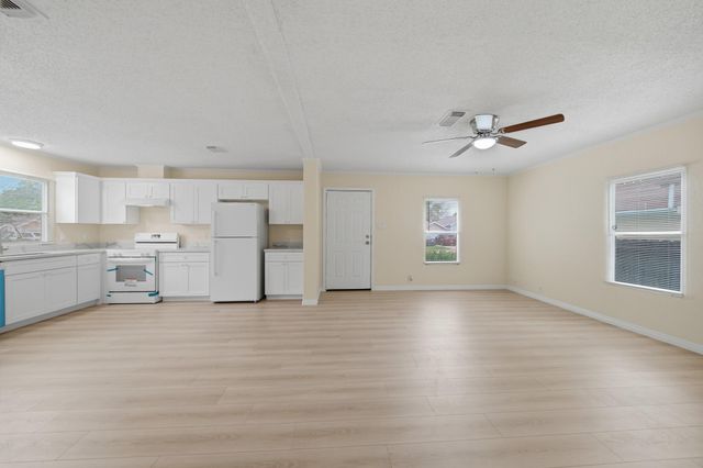 11730 Greenglen Drive, Houston, TX 77044