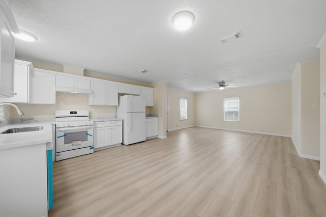 11730 Greenglen Drive, Houston, TX 77044