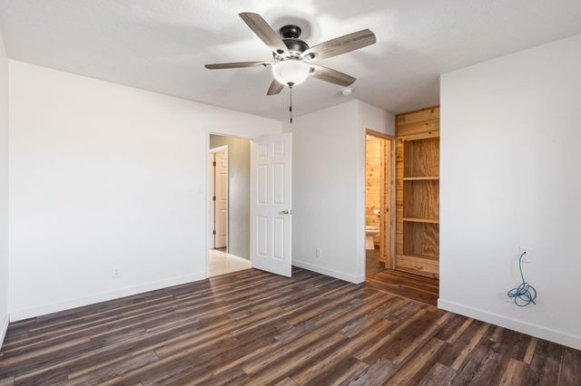 1700 Powder River Drive NE, Rio Rancho, NM 87144