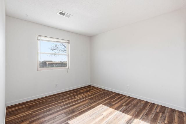 1700 Powder River Drive NE, Rio Rancho, NM 87144