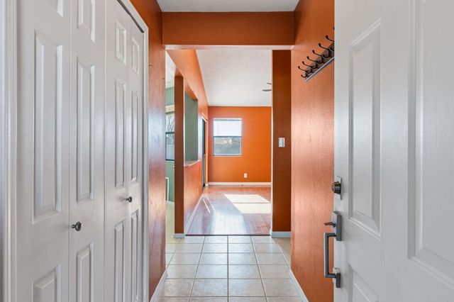 1700 Powder River Drive NE, Rio Rancho, NM 87144