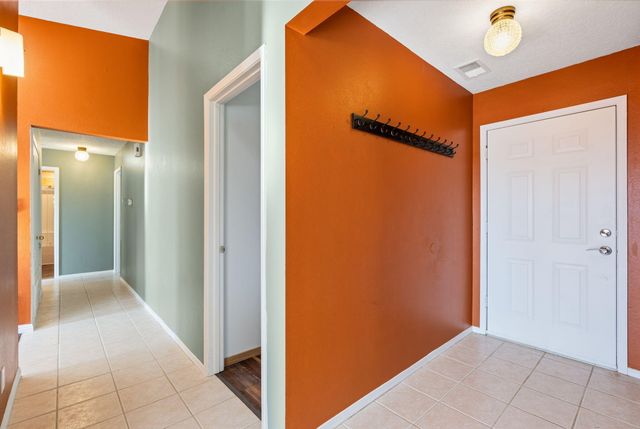 1700 Powder River Drive NE, Rio Rancho, NM 87144