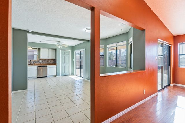 1700 Powder River Drive NE, Rio Rancho, NM 87144