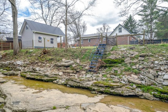 111 Goodner Ln, Alexandria, TN 37012